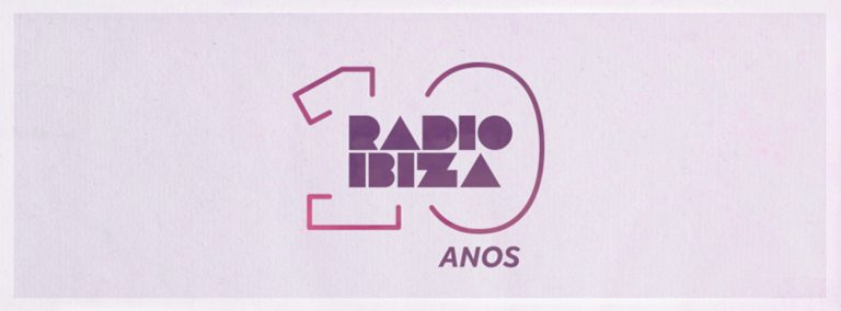 Radio Ibiza festeja 10 anos com marca comemorativa
