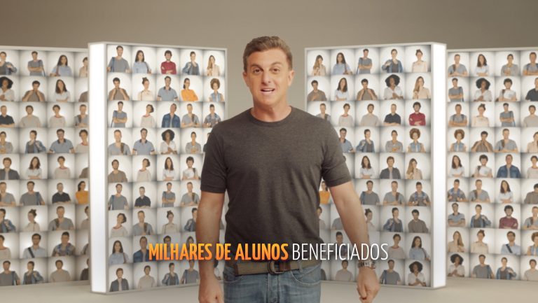 Kroton traz de volta Luciano Huck como garoto-propaganda