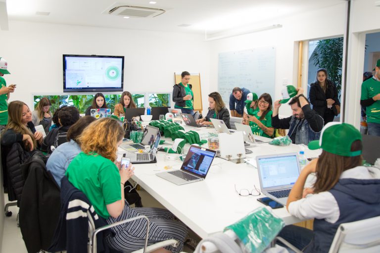 Ação de Guaraná Antarctica é maior blast da história do Google