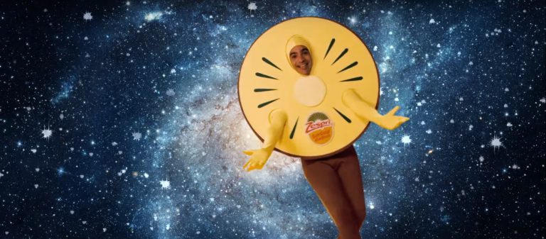 Paródia de “Camaro Amarelo” anuncia empresa produtora de kiwi