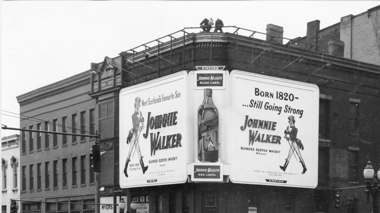 Johnnie Walker estreia documentário “The Man Who Walked Around the World”