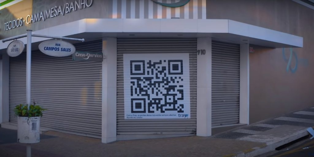 Portas de lojas fechadas viram espaço para e-commerce