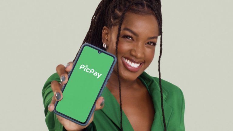 PicPay escolhe IZA como embaixadora
