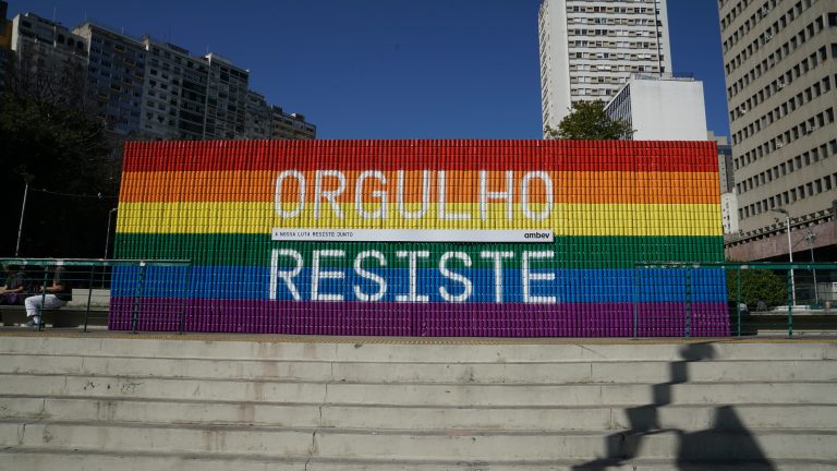 #OrgulhoResiste, da Ambev, compartilha histórias de resistência LGBTQIA+