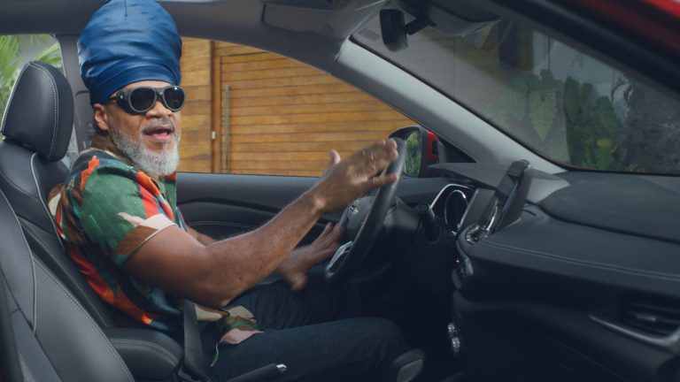 Chevrolet no TikTok com batucada de Carlinhos Brown
