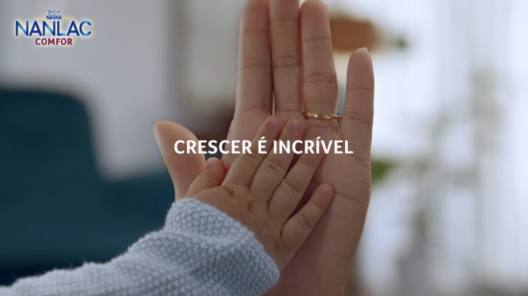 Mãos de mães e filhos protagonizam filme de lançamento da Nestlé