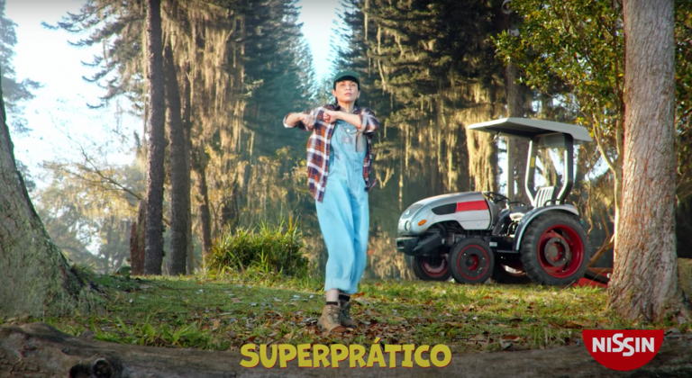 Nissin mostra que é “super prático”