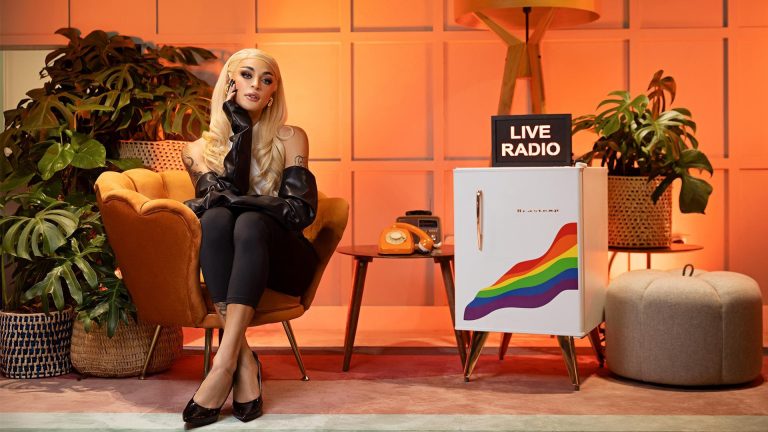 Brastemp e Pabllo Vittar mostram que “O Amor é Retrô”
