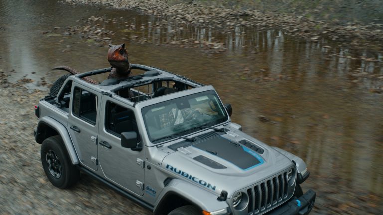 Com filme 1 minuto, Jeep e Universal Pictures divulgam novo “Jurassic World Dominion”