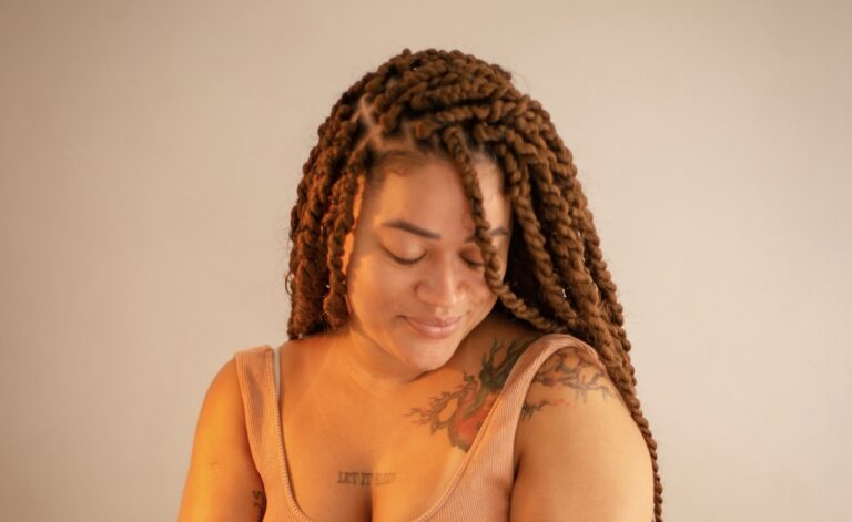 “Sensual é ser você”: Paixão traz novo posicionamento em poema-manifesto