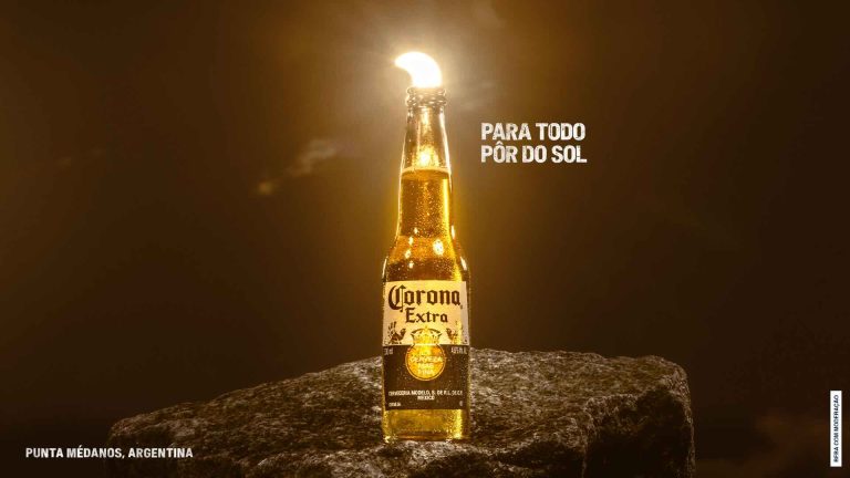 Corona transforma sol em limão durante eclipse