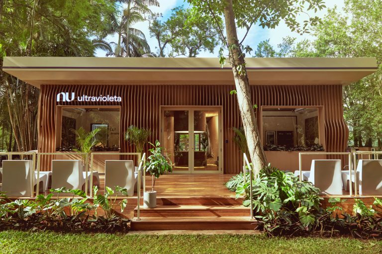 Nubank Ultravioleta ganha casa no Ibirapuera