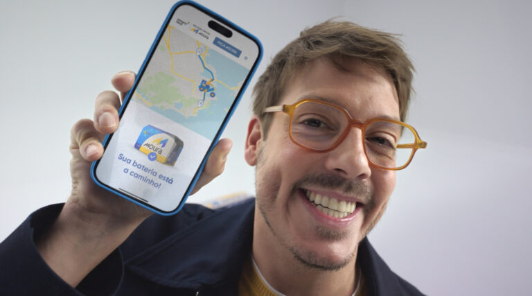 Baterias Moura aposta no humor de Fábio Porchat