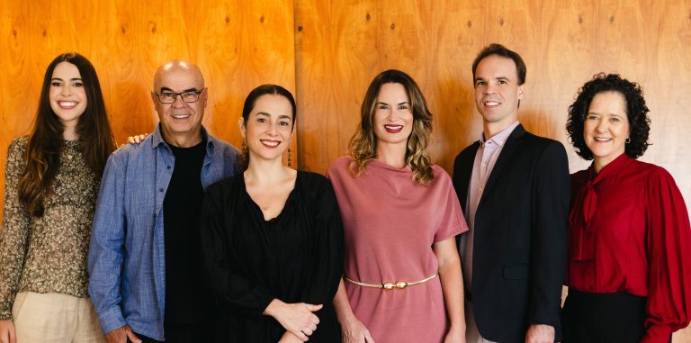 Grupo Partners adquire 100% da Lápis Raro