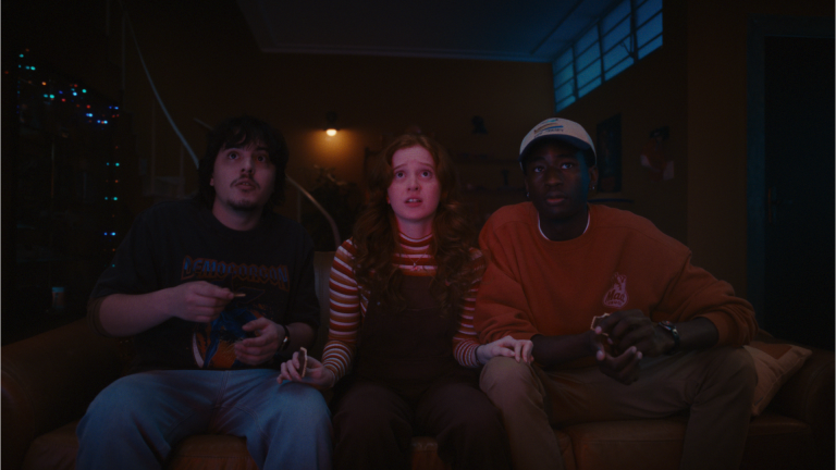 Ogilvy transforma o dilema “biscoito ou chocolate?” em plataforma para Nestlé e Stranger Things