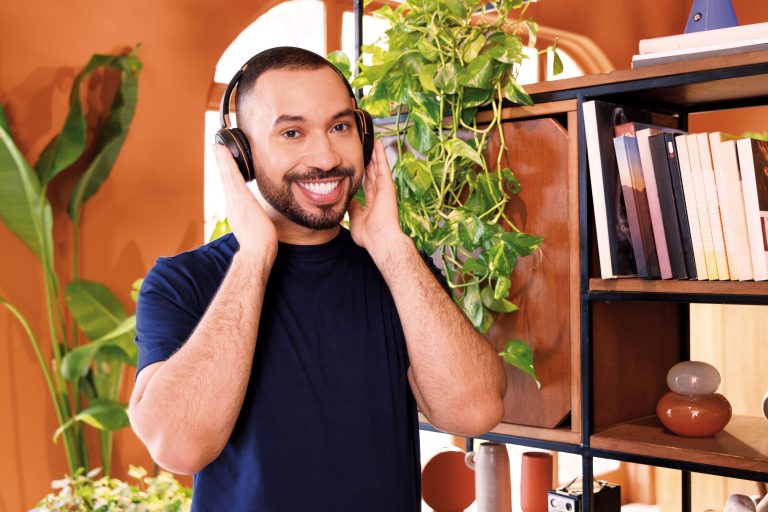 Até o Vigor cansa: Audible convoca Gil do “Cansaço” para falar de burnout