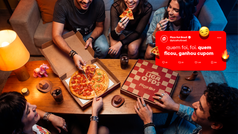 Pizza Hut “Liga o FDS” e transforma sofá em território de consumo
