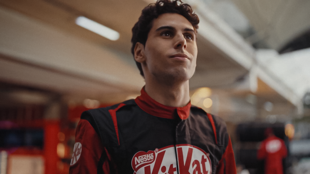 KitKat renova patrocínio a Gabriel Bortoleto e leva o conceito de “break” para a Fórmula 1