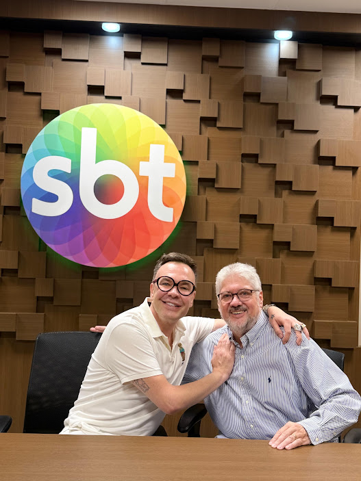 SBT reforça jornalismo de celebridades com Felipeh Campos