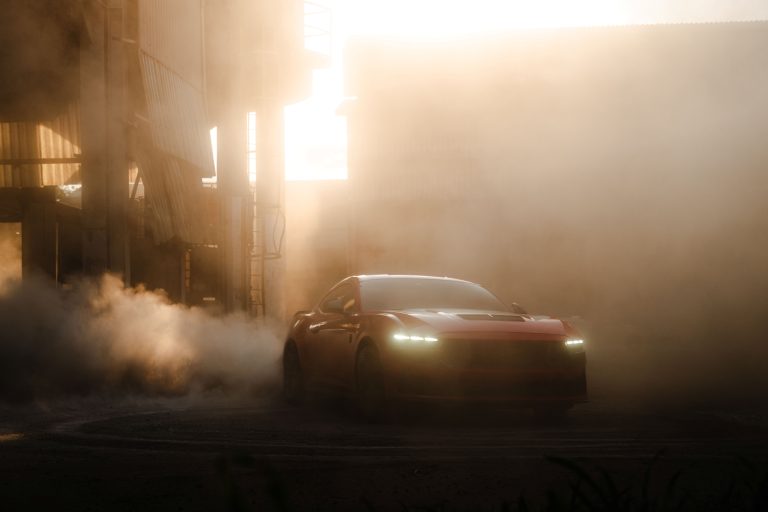 Um bolo, um Mustang e um desafio