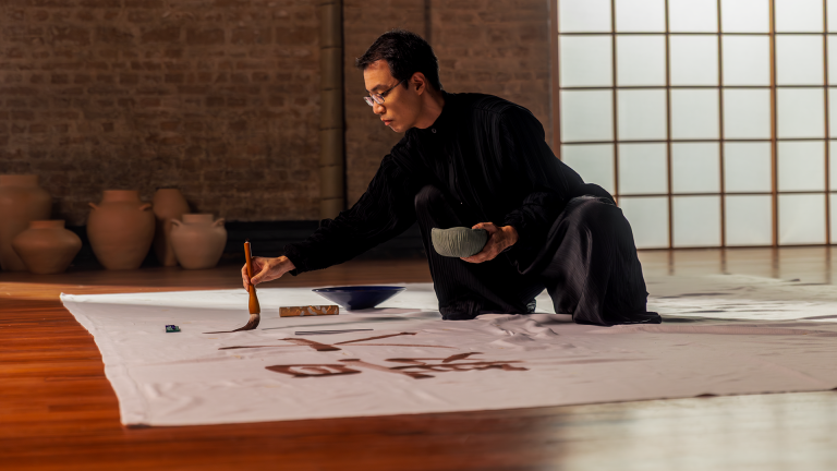 Panasonic usa arte japonesa com shoyu para demonstrar eficiência de nova lavadora