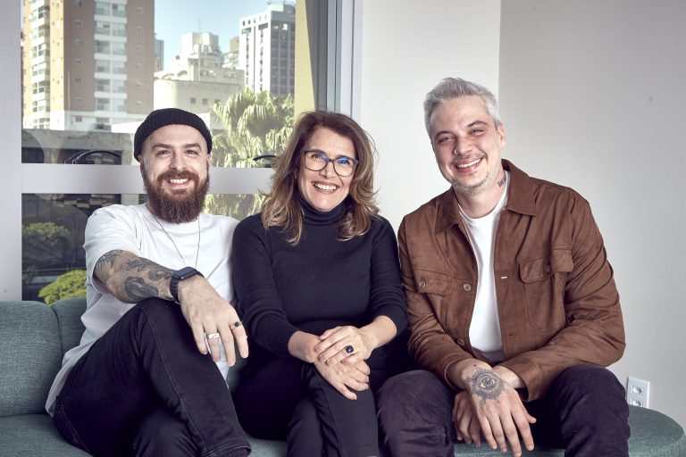 LOUD contrata diretor criativo