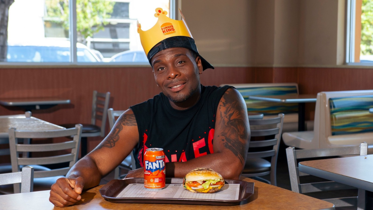 Kel Mitchell marca estreia de Fanta no Burger King