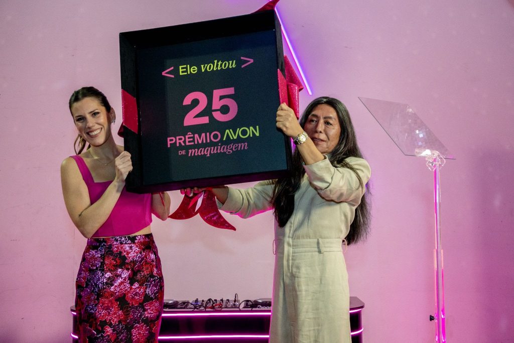 Aos 140 anos, Avon resgata Prêmio de Maquiagem