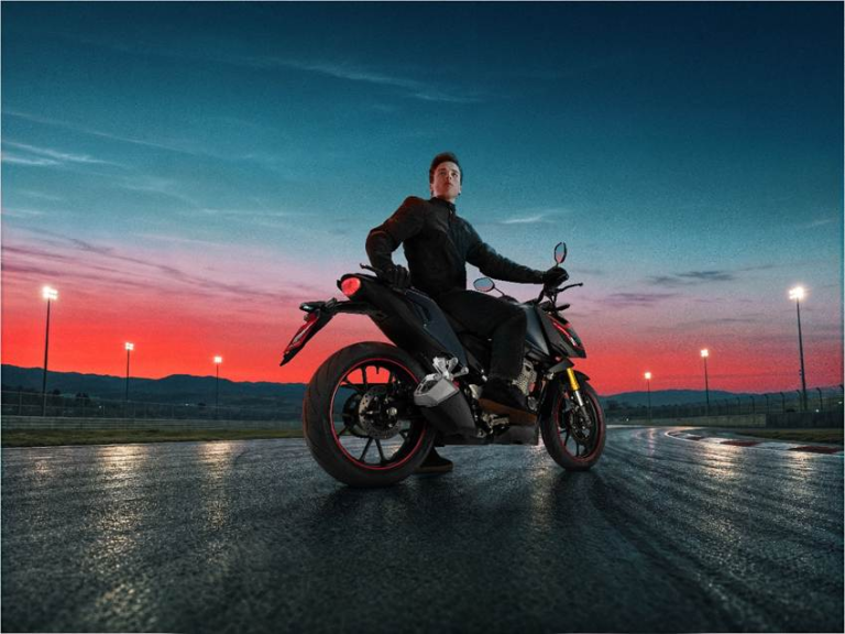Honda faz das curvas da Twister uma trilha sonora